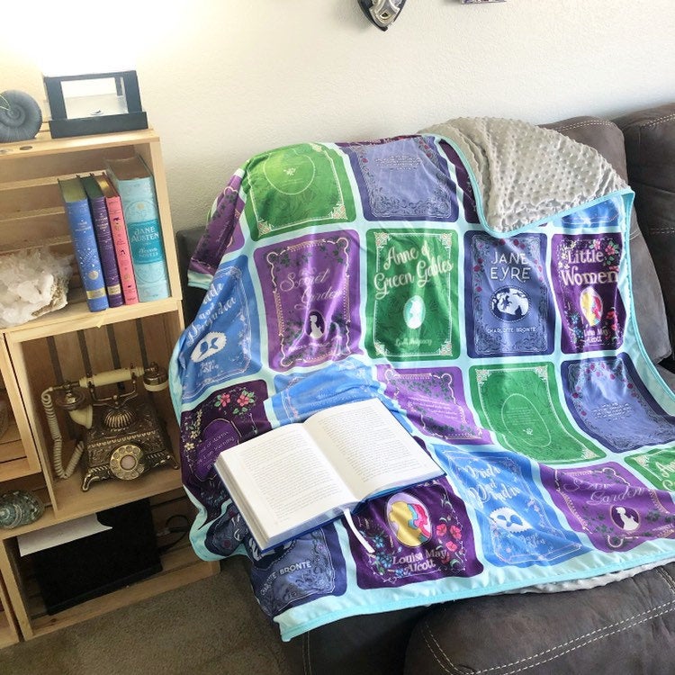 50 Amazing Gifts for Book Lovers for 2021 Gift Ideas for Writers