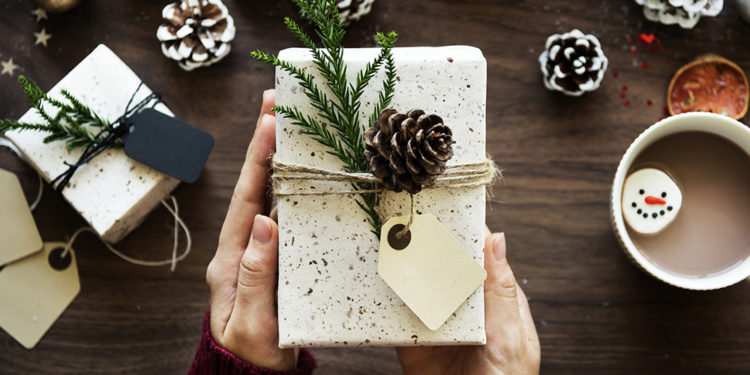 How to Come up with Meaningful & Personal Gift Ideas