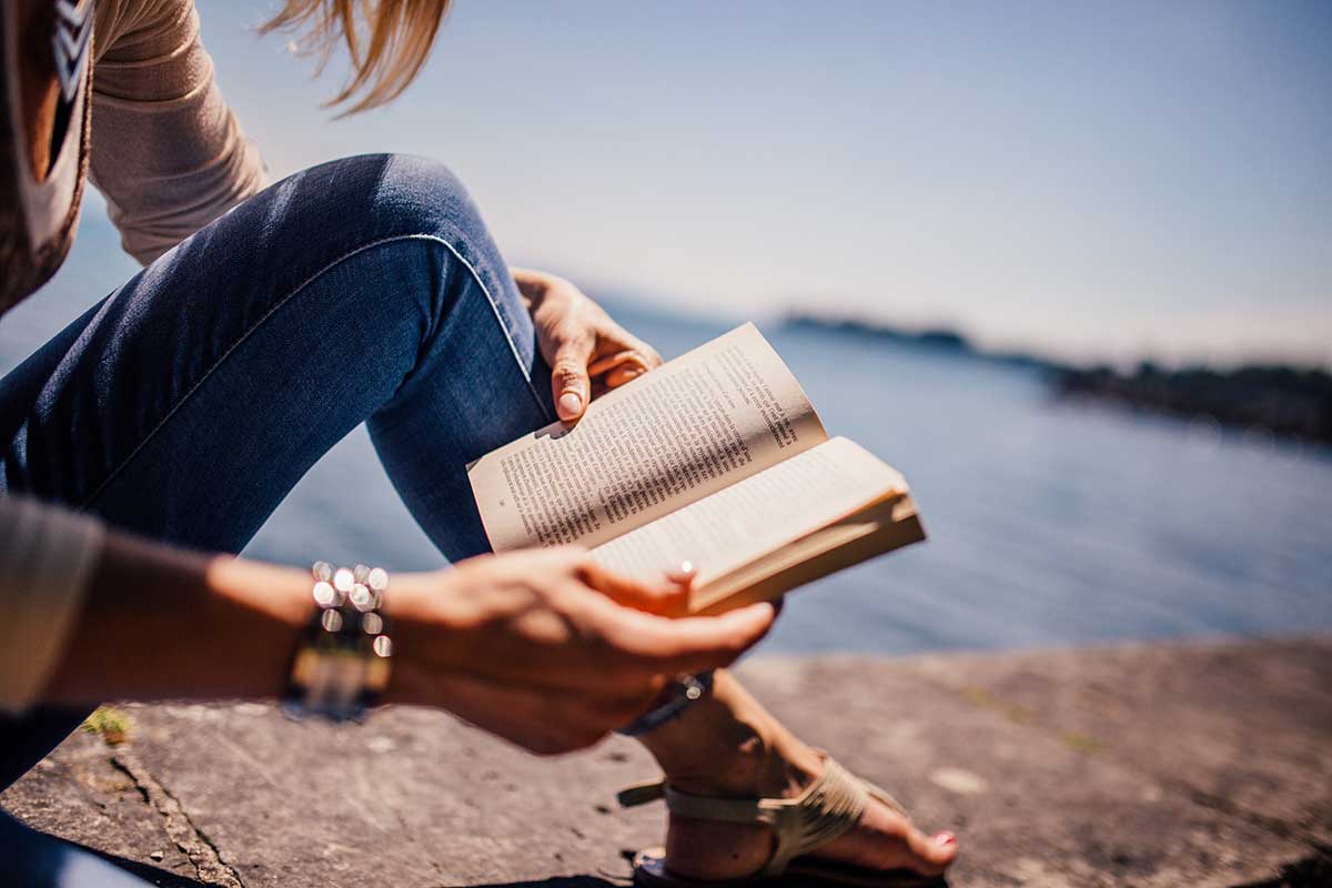 How to Find Time to Read (Even When You're Busy)